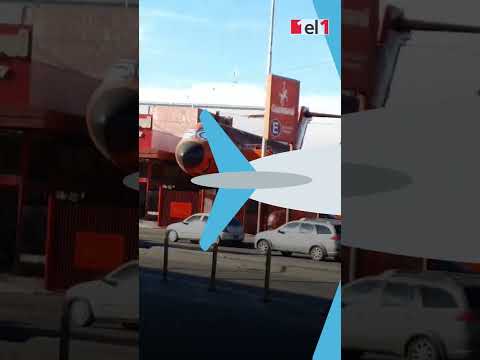 El avión rojo de la rotonda de San Justo