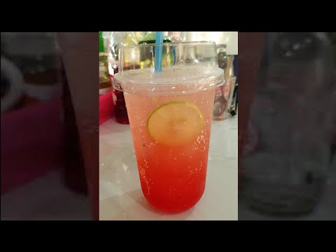 สตรอว์เบอร์รี่อิตาเลี่ยนโซดา-ส สตรอว์เบอร์รี่อิตาเลี่ยนโซดา-ส