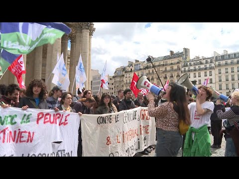 Manifestation de jeunes propalestiniens devant le Panthéon à Paris | AFP Images