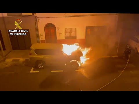 Detenidas dos personas que quemaron el vehículo particular de un guardia civil en Melilla