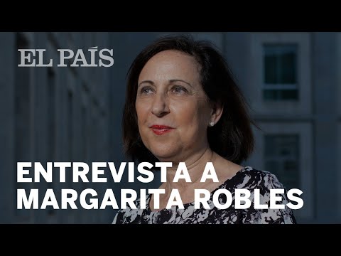 Entrevista a MARGARITA ROBLES: “No hay ningún riesgo de insubordinación en la Guardia Civil”