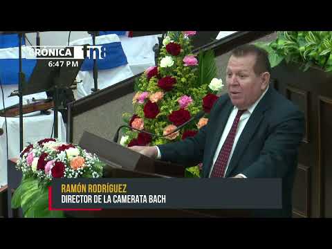 Parlamento de Nicaragua condecora con Orden José de la Cruz Mena a Camerata Bach