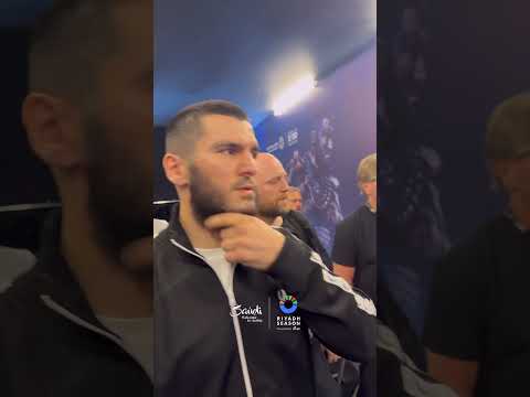 Artur Beterbiev is cold as ice as he turns up for the 𝗳𝗼𝘂𝗿 𝗰𝗿𝗼𝘄𝗻 𝘀𝗵𝗼𝘄𝗱𝗼𝘄𝗻 🥶