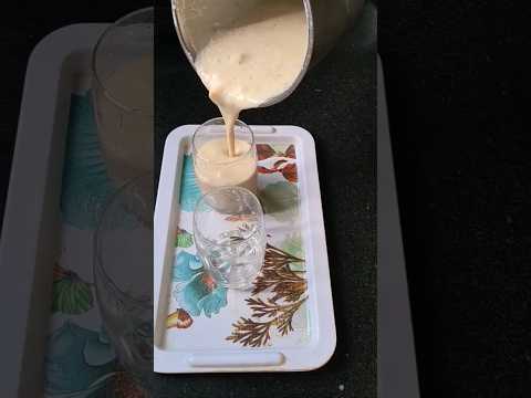 Banana milk shake || Navratri Special || Banana Smoothie #smoothie #shorts