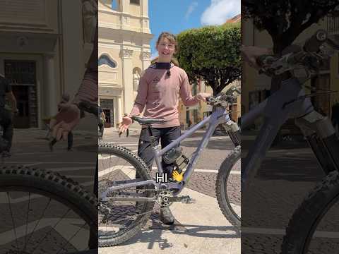 Bike check on Raphaela Richter’s super custom and personalised Crossworx Dash 290! 🔥