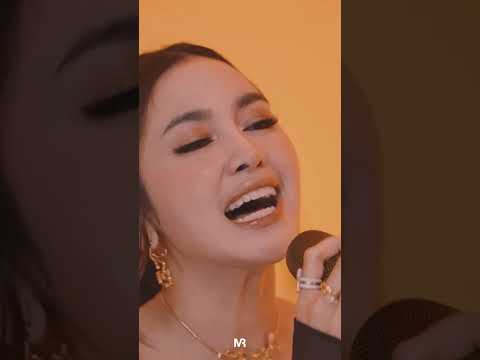 Batasi Rasa Live Session premieres at 18 00 pm! Stay tuned