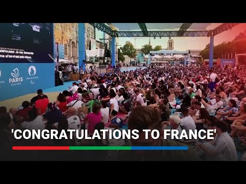 Fans take in Olympic closing ceremony from Paris city hall | ABS-CBN News