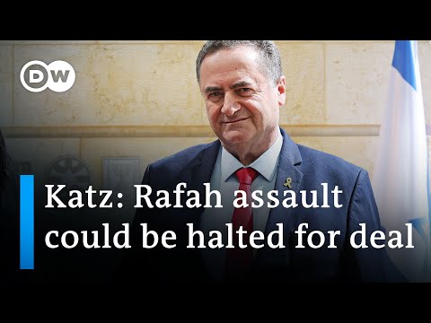 Hamas releases video of hostages urging Gaza cease-fire deal | DW News