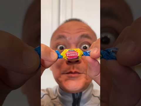 👂ASMR AMERICA'S ORIGINAL DUBBLE BUBBLE GUM FLAVOR AND EATING SOUNDS🍬 #asmr #shorts