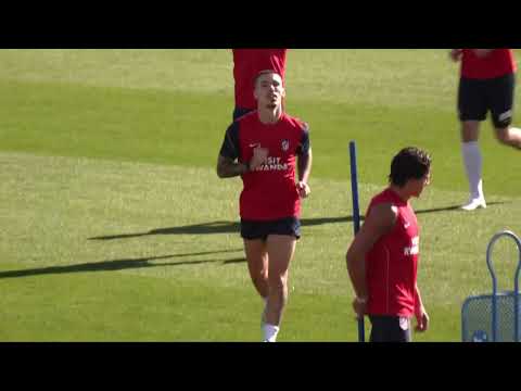 Atletico prepare to host struggling Man United in the Champions League.