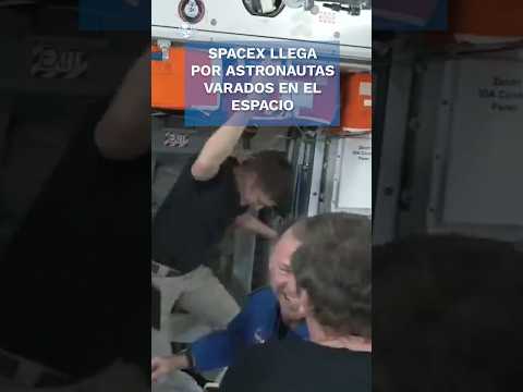 Astronautas varados en el espacio dan la bienvenida a cápsula que los regresará a la Tierra #shorts