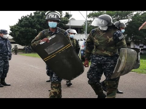 Policía Militar impide el ingreso a los trabajadores de AASANA