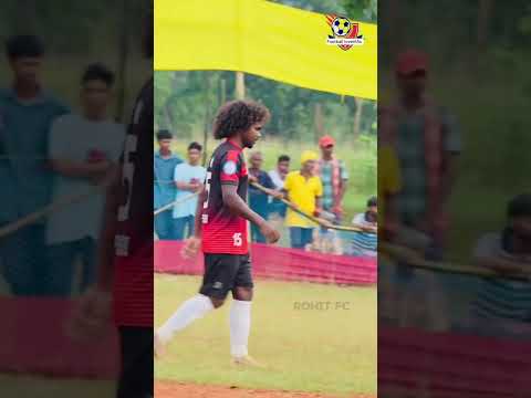 comment karo player ka name#shortsfeed#shorts#viral#video#new#trending#ytshorts#footballskills