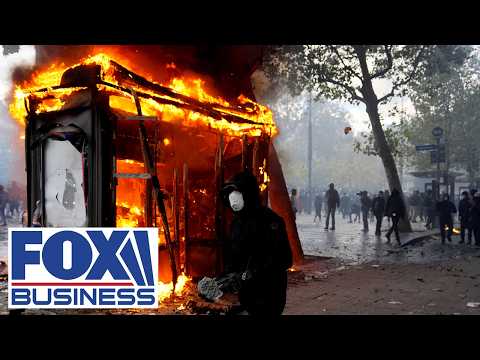 STAND <strong>DOWN</strong>: Police told to <strong>BACK</strong> OFF as looters return to Paris streets