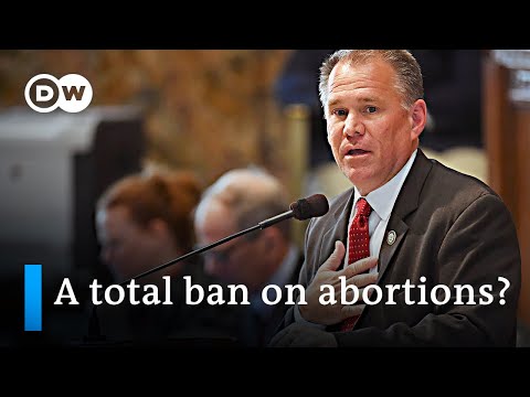 America’s culture wars: The fight over abortion | DW News