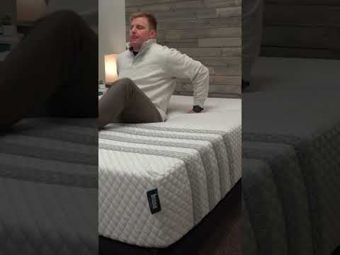 You Wouldn’t Think This Was a Hybrid Mattress #leesasapira #mattress #hybrid #bedroomdecor
