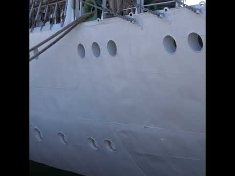 The bow and back windows of the ARC Gloria #buquegloria #subscribe #tallship #subscribe #views