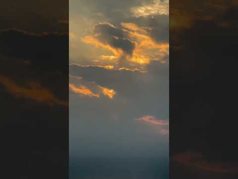 飛行機から眺める夕陽！