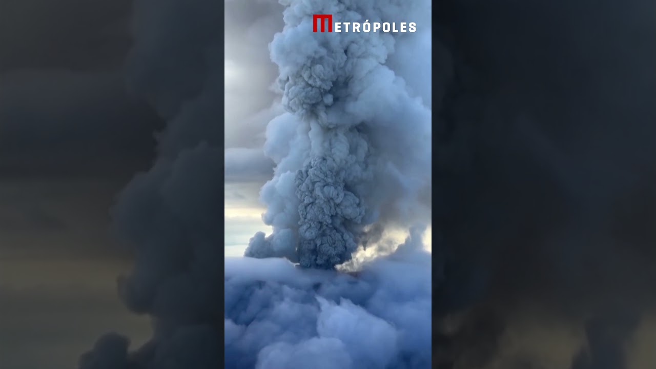 Imagens de helicóptero mostram vulcão Krasheninnikov em erupção de perto