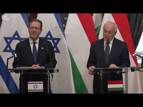 נשיא המדינה התקבל בארמון הנשיאות בבודפשט והחל את ביקורו המדיני בהונגריה