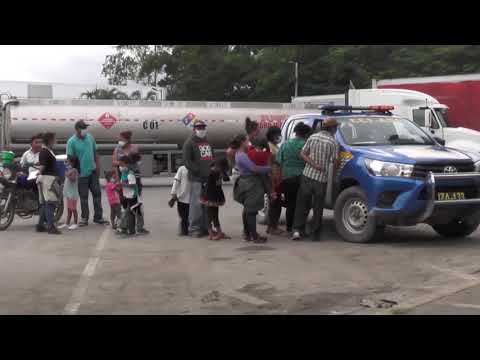 Caravana de migrantes hondureños ingresa a Guatemala por puntos ciegos