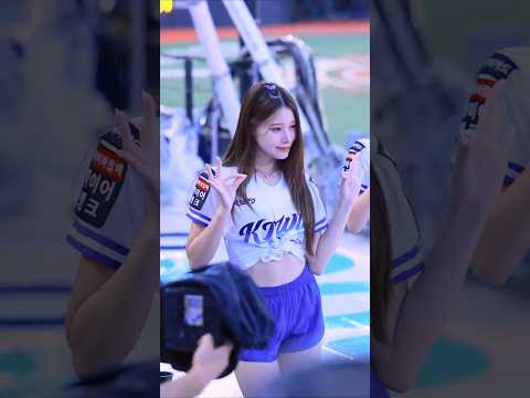 <strong>kt위즈</strong> 이예빈치어리더 3점대신 아웃송 직캠 #shorts #이예빈 #치어리더 #응원 #공연 #직캠 #영상 #<strong>kt위즈</strong>