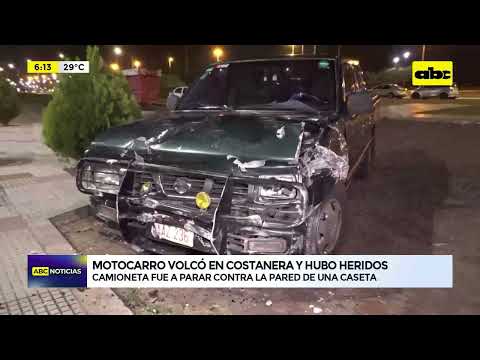 Motocarro volcó en Costanera y hubo heridos