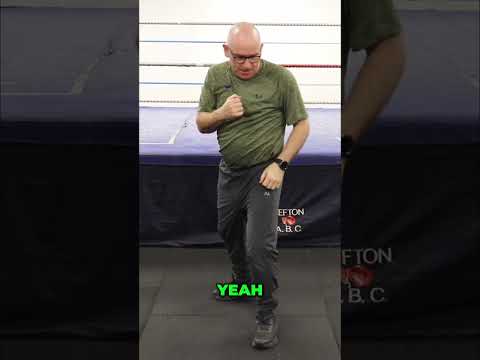 Punch Retraction: The Defense Move Beginner Boxers Ignore #boxing #tutorial #technique