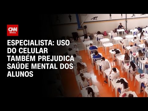 Especialista: Uso do celular também prejudica saúde mental dos alunos | LIVE CNN