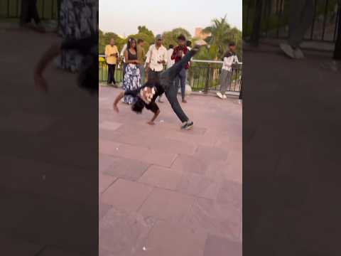 Stunt dhekh kar public bhi shocked 😮 ho gaya #youtubeshorts #teambackflip #teambackflip #stunt