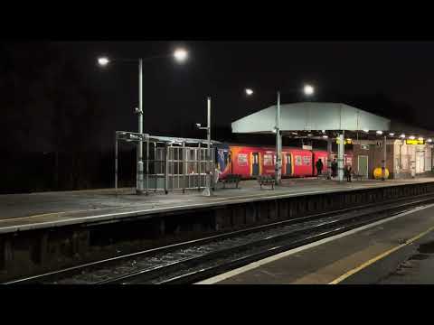 Class 455 - South Western Railway - Epsom Station - 27th November 2023