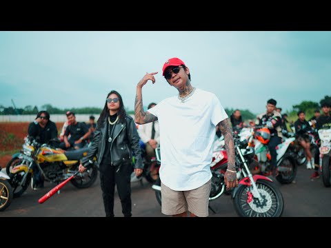Young Lex - Cabs Pake Motor (Official Music Video)