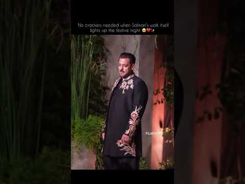 salman khan in traditional 🥹🖤#salmankhan#walk#youtubeshorts#trending#fypシ#like#subscribe#edits