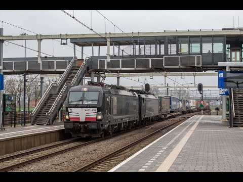 Treinen in Lage Zwaluwe 1.4.2023 (Sharky, DB 186, RTB Cargo)