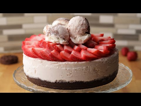 Breyers® Cookie Crust Ice Cream Cheesecake // Presented By Breyers®
