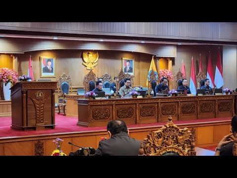 Video thumbnail Rapat Paripurna  Jawaban Pemkab Badung thd Panum Fraksi ttg RPJMD, Perda No 7 2023, PPAS 2025