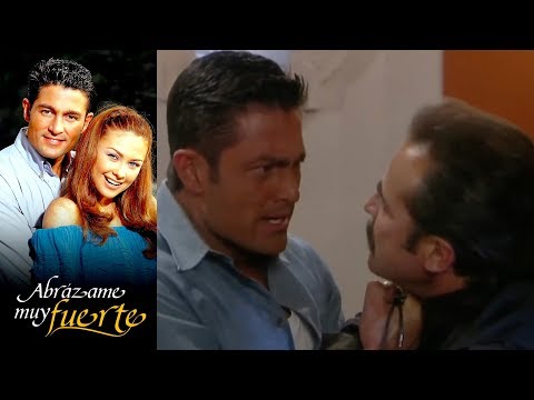 Abrázame muy fuerte | Resumen - ¡Carlos Manuel se entera que Federico es su padre!