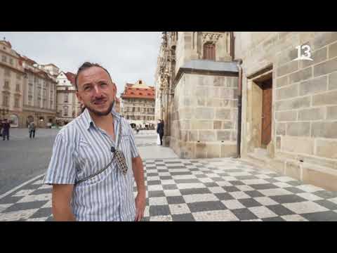 Andrés, guía turístico y músico chileno radicado en Praga. Siempre hay un chileno, 2021.