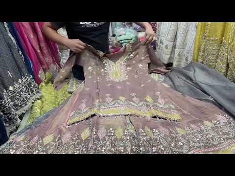 #chandanichowkwholesale#fashion#anarkalikurtis#garara#lehenga#uniquecollectionofficial#onl9997686060