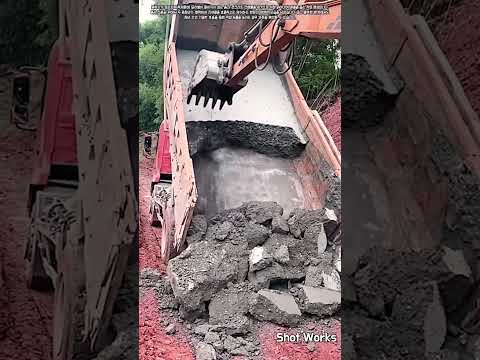 덤프트럭에 굳어버린 잔여물 굴착기로 쉽게 빼내는 법 #worker #process #howto #excavator #dumptruck