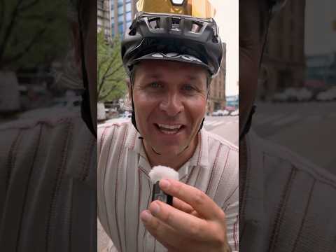 Cyclist vs Rollerblader