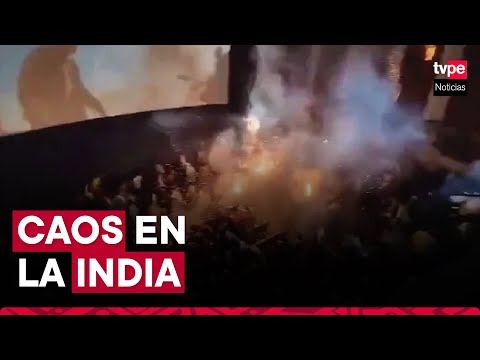 ¡Terror y caos en la India! Un grupo de fanáticos lanzó fuegos artificiales en una sala de cine