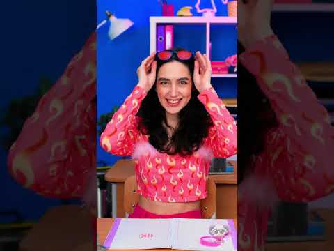 خدعة أحمر الشفاه الخفية! 💄✨#أحمر_الشفاه #مكياج #فكاهة #كوميديا #اصنعها_بنفسك