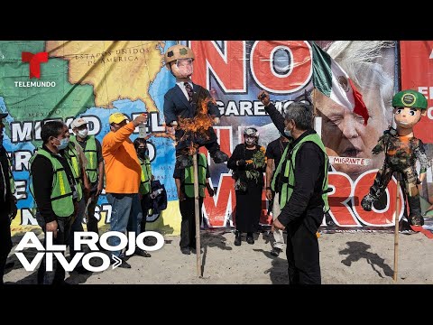 Mexicanos queman la figura de Donald Trump | Al Rojo Vivo | Telemundo
