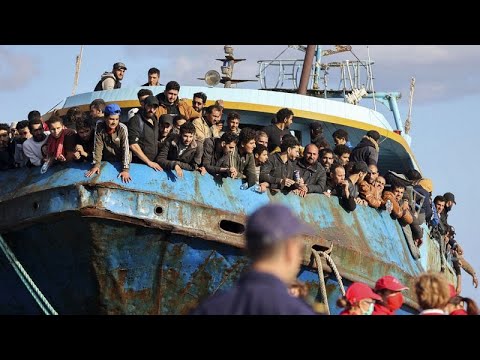 Συνεχείς αφίξεις μεταναστών στην Κρήτη: Πάνω από 900 διασώσεις το τελευταίο 24ωρο