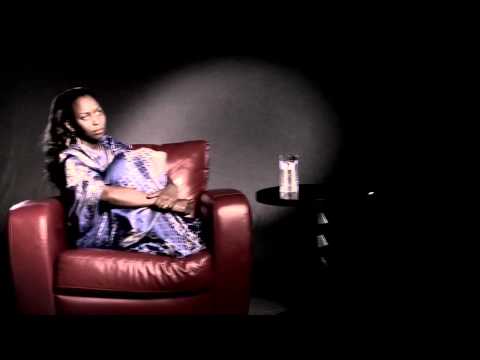 In the Red Chair: Rwanda Survivor, Immaculee Ilibagiza - YouTube