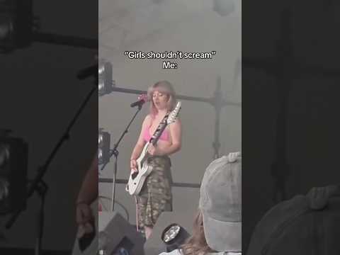 Girls that can scream slay so hard #femalefronted #femalefrontedband #femalemetalsinger #fryscream