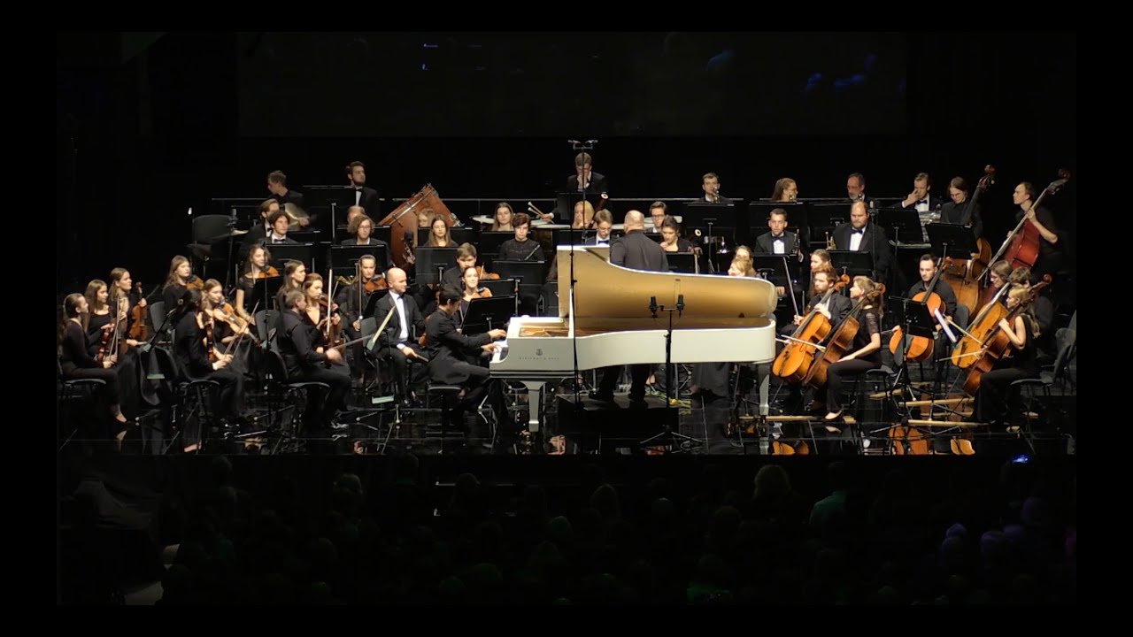 Pianist Kasparas Uinskas and Liepāja Symphony Orchestra