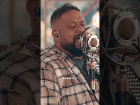 Já ouviu a versão acústica da música Moisés?