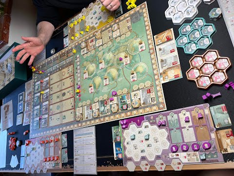 Inventions evolution of ideas : explication et analyse du jeu